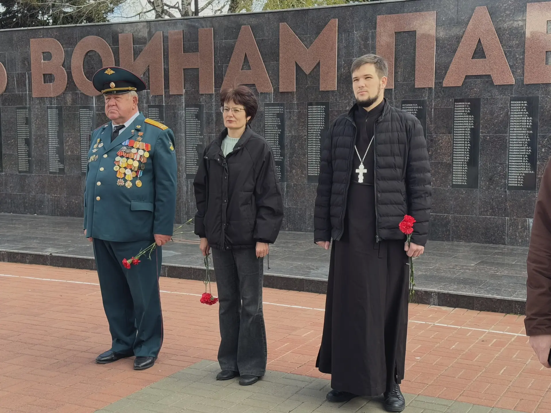 10 апреля на мемориале «Огонь Вечной Славы» прошёл День призывника!  С напутственными словами к буду