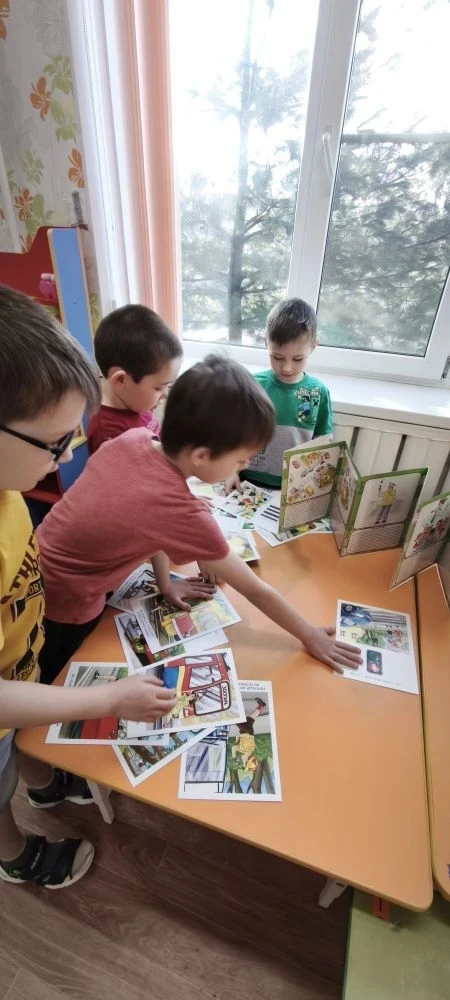 В МБДОУ д/с № 9 г.Кропоткин МО Кавказский район с воспитанниками были проведены беседы,...
