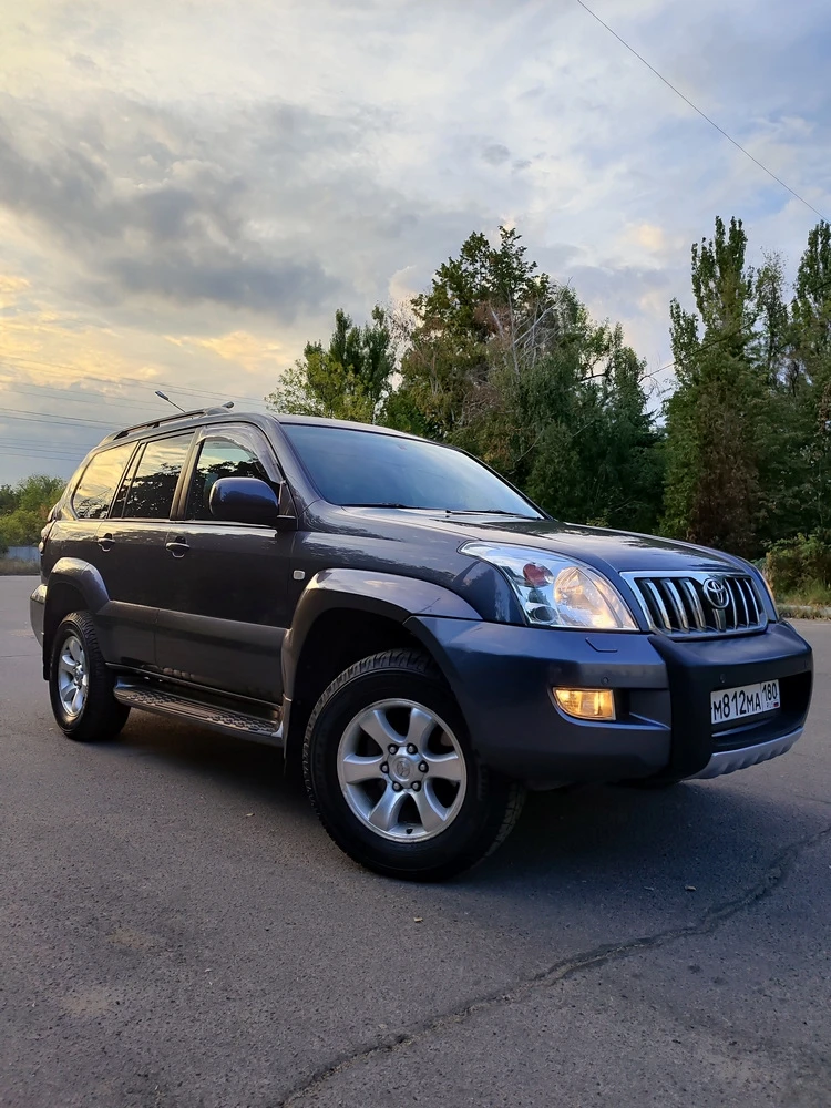 Продам Toyota Land Cruiser Prado с правильным двигателем 4.0л V6 в редком сохране. Авто...