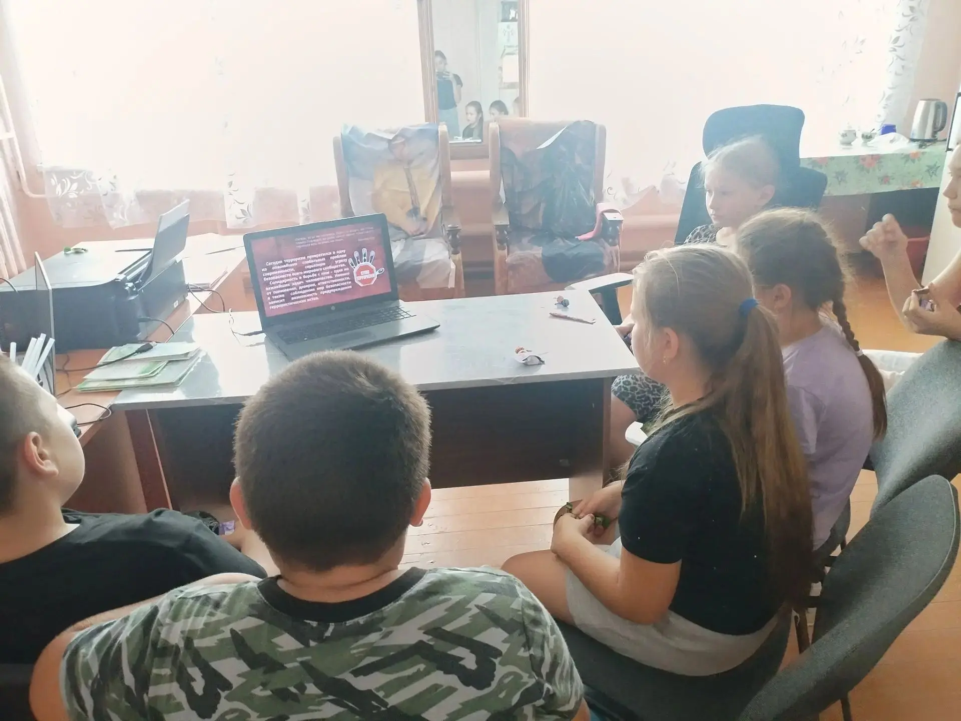 В Крутологовском СДК прошёл показ видеороликов «Будущее без терроризма» — и это был не ...