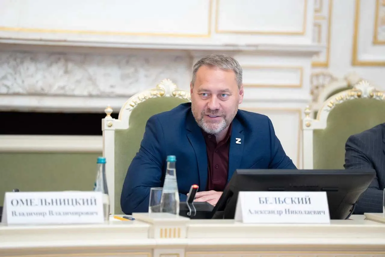 🧑В Мариинском дворце прошёл торжественный приём в честь Дня медицинского работника. Поздравил с пра