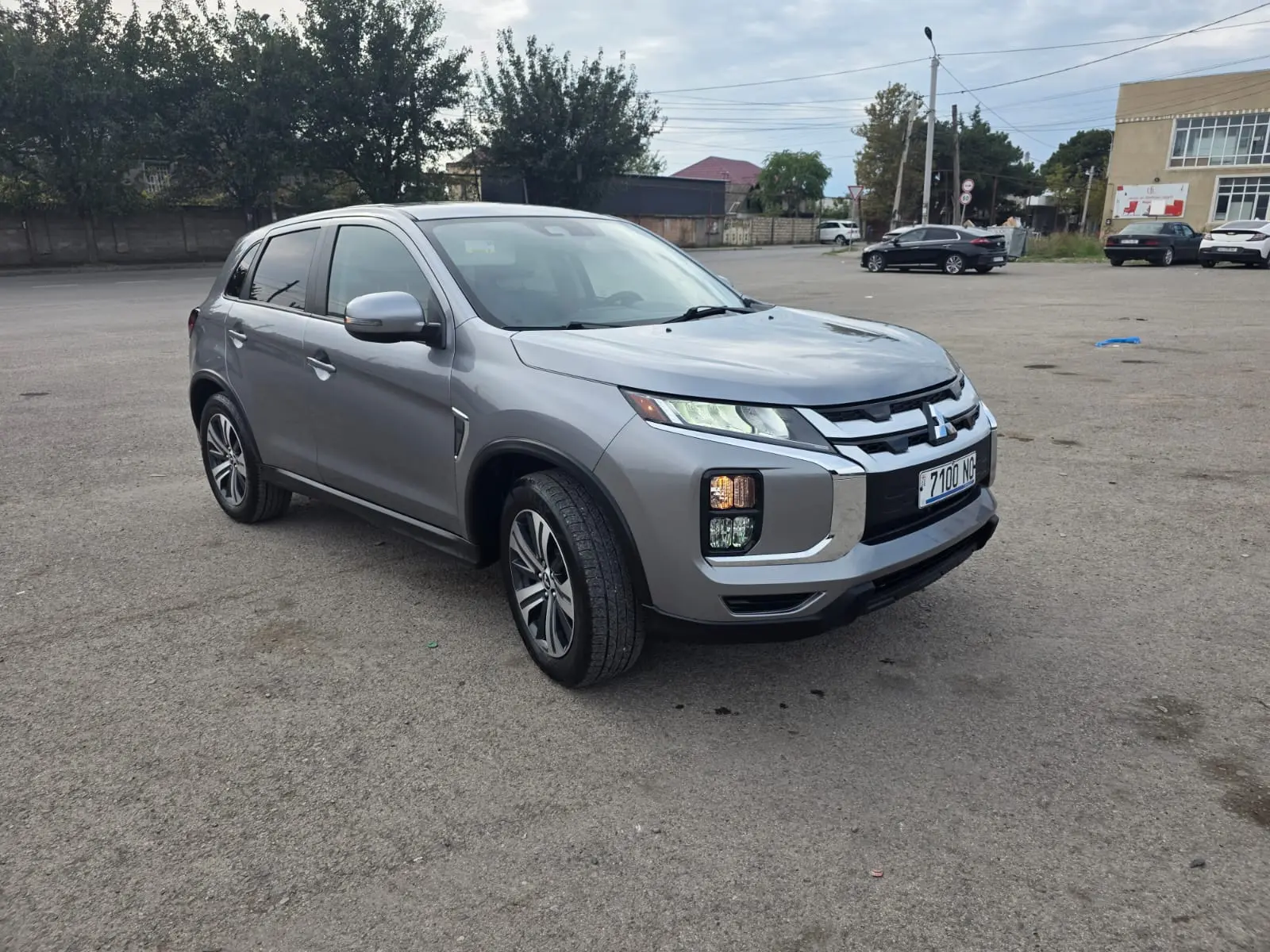 🇬🇪 MITSUBISHI OUTLANDER SPORT