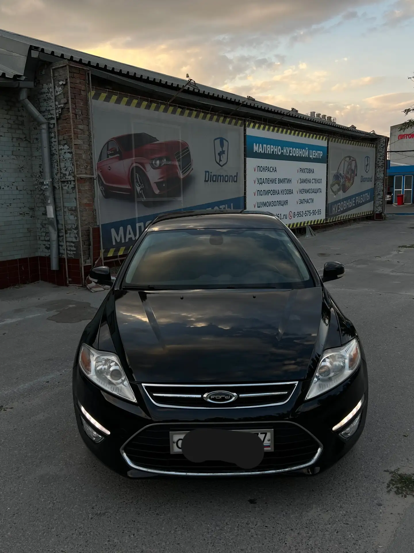 Продам Ford Mondeo 2.0 (200 л/с, автомат) 2012 год , в красиво черном цвет.