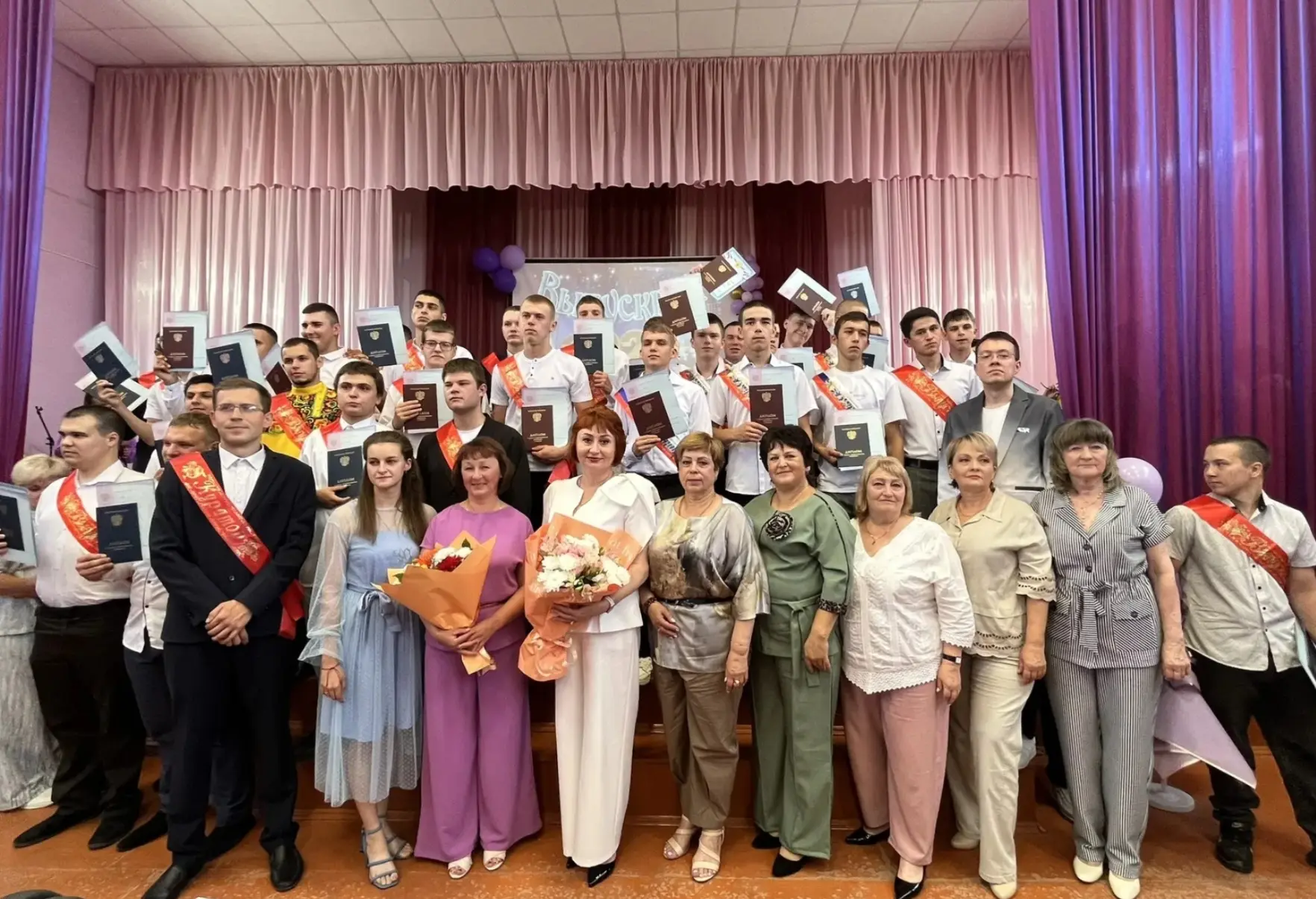 🎤  🌟 Cоветник директора по воспитанию и взаимодействию с детскими общественными объед...