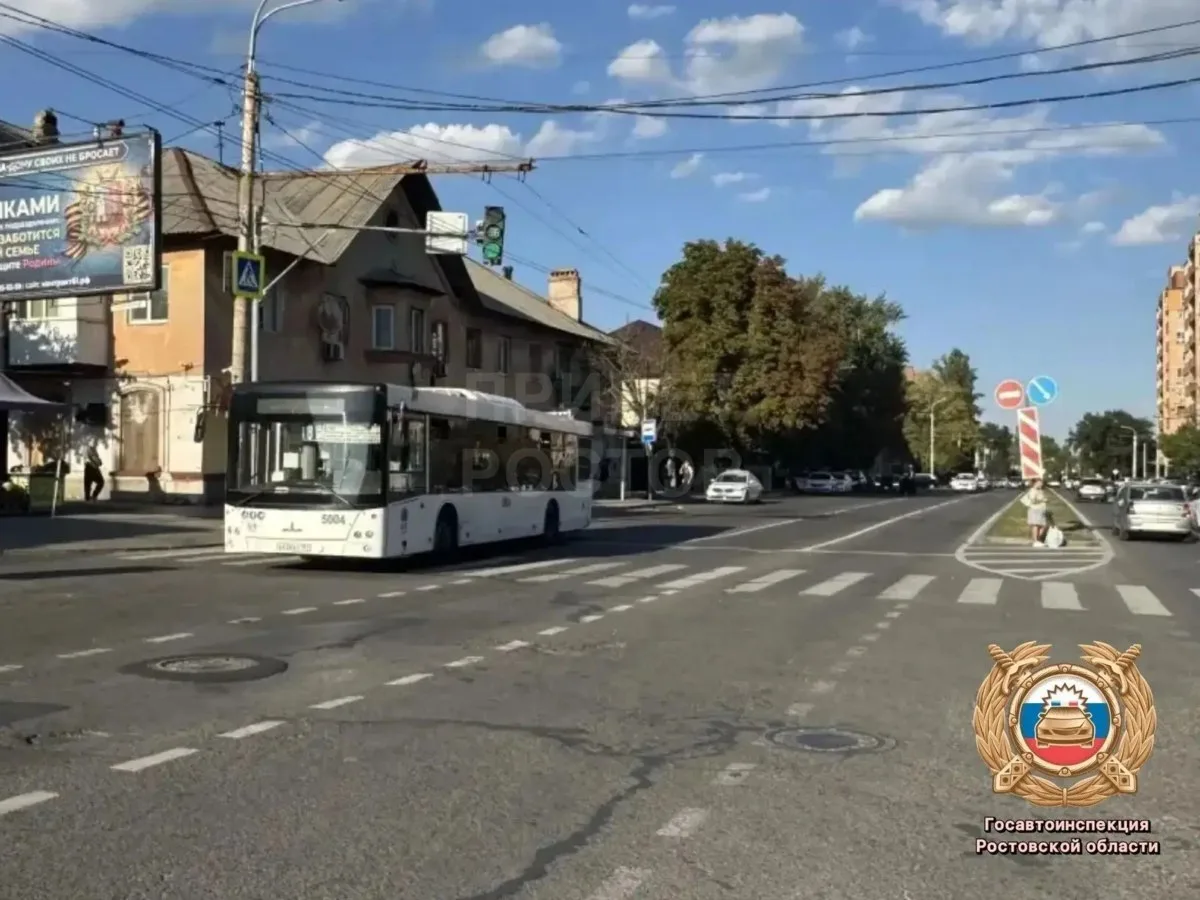 В Ростове на Портовой автобус переехал пожилую женщину