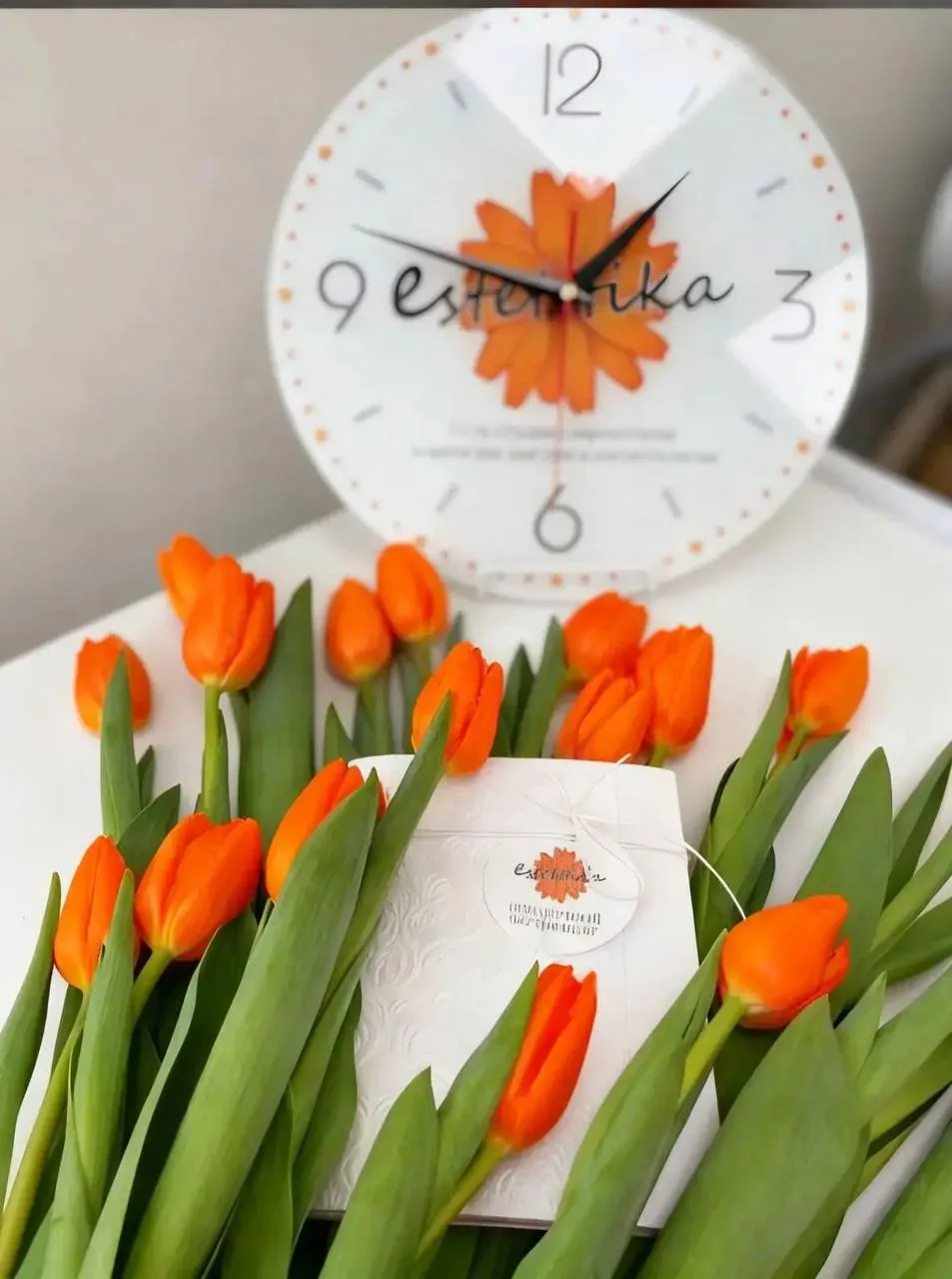 🌹 С 8 Марта, наши красивые!