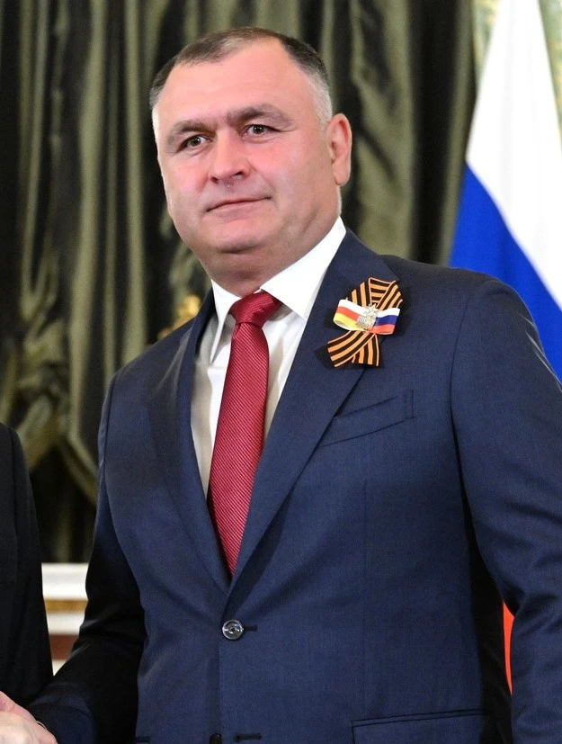 Глава Южной Осетии объявил о сложении полномочий – он станет советником Путина

Алан Гаглоев заявил 