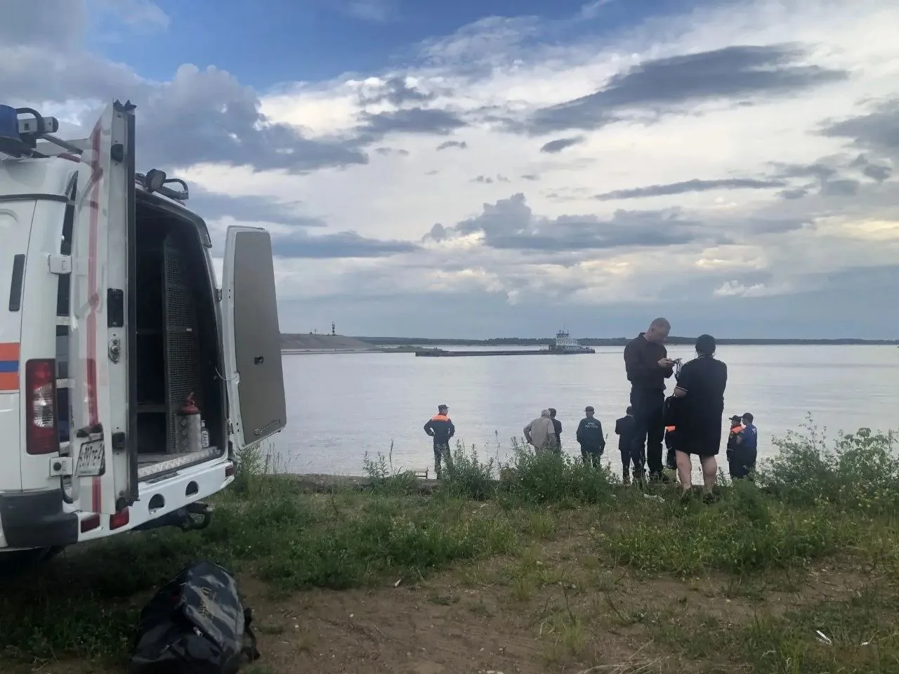 ☄️ Сегодня вечером в Новочебоксарске на Волге, в черте города, в запрещенном для купания месте утону