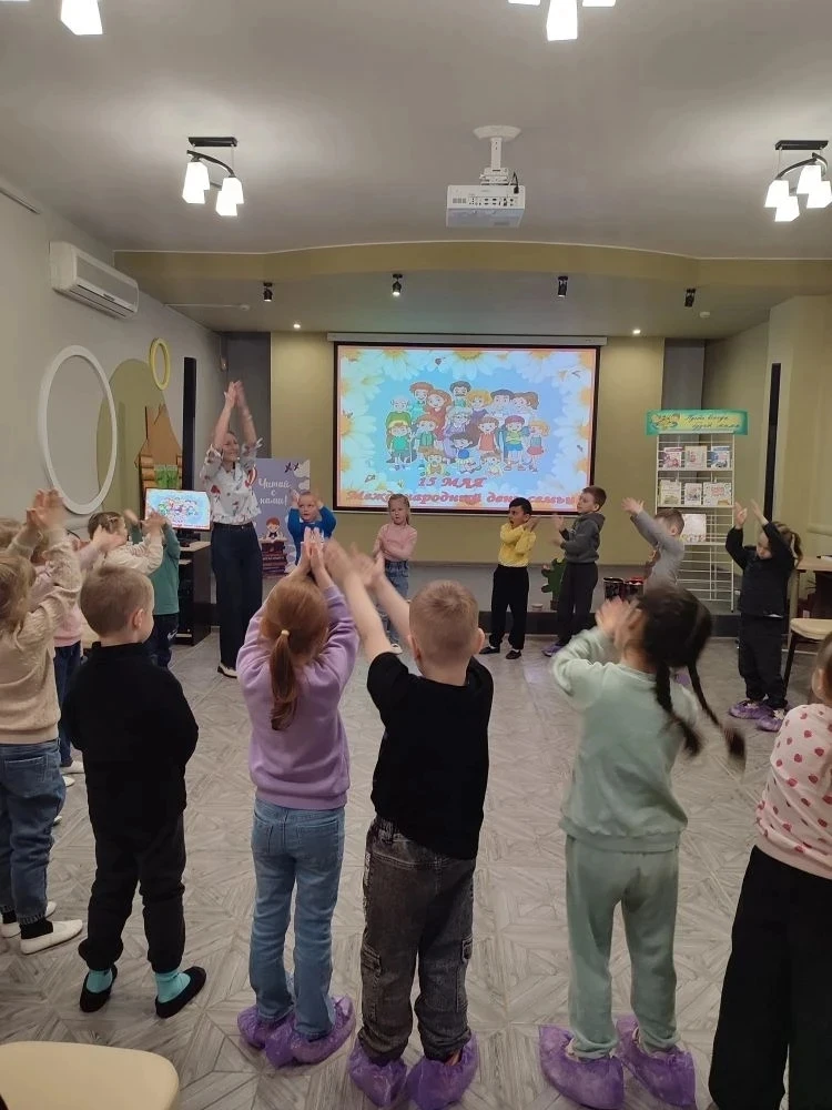 #ЦррДС54 📚 В преддверии Международного праздника "День семьи" воспитанники старших групп "Центра раз