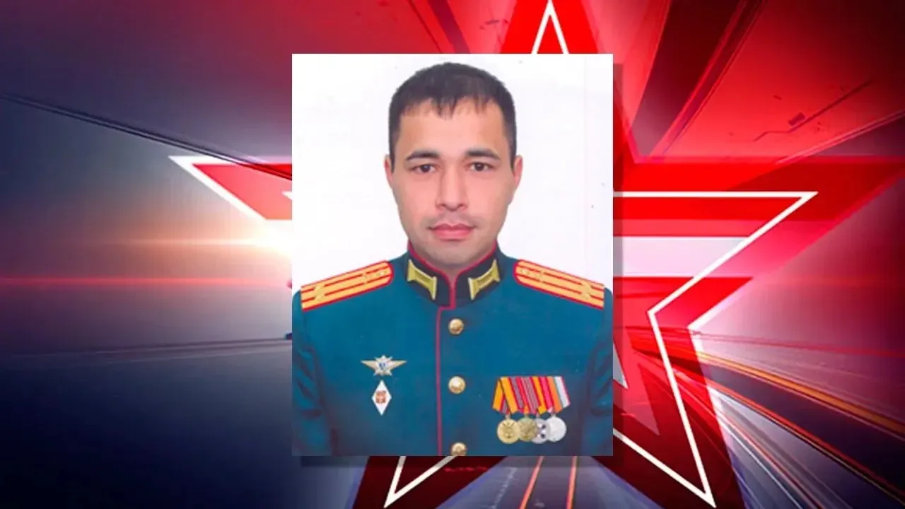 ⚡️Кадровый военный Алмаз Хазиев возглавил министерство безопасности Белгородской области

Алмаз Хази