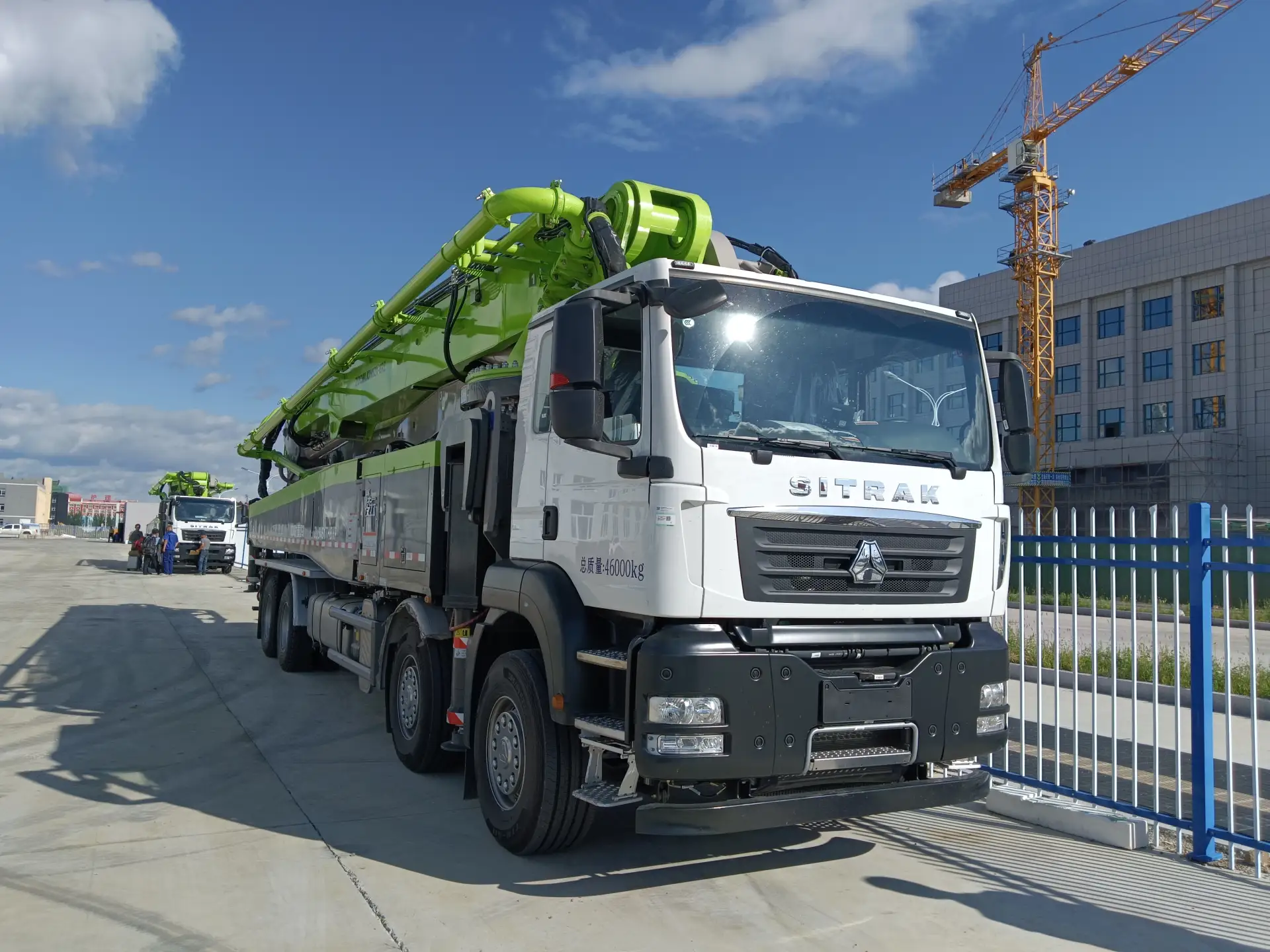 Автобетононасос Zoomlion 50X-6RZ на шасси Sitrak (8x4)