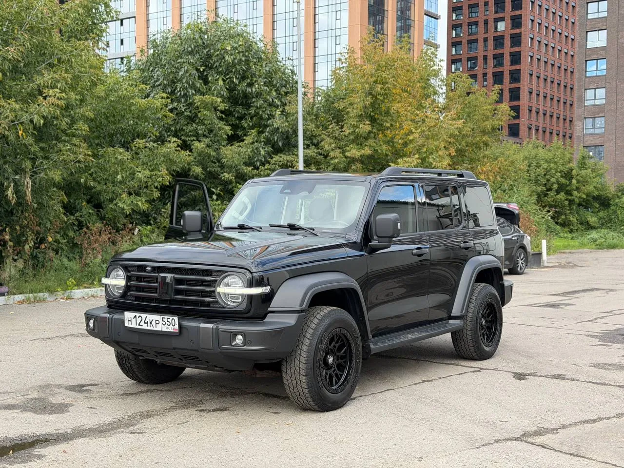 TANK 300 AWD