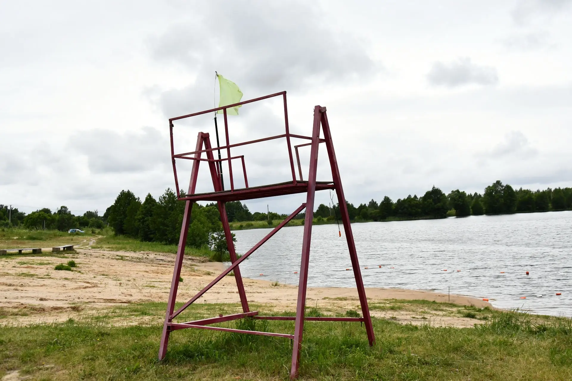 🌊 КУПАЙТЕСЬ БЕЗОПАСНО: ТОЛЬКО В РАЗРЕШЁННЫХ МЕСТАХ