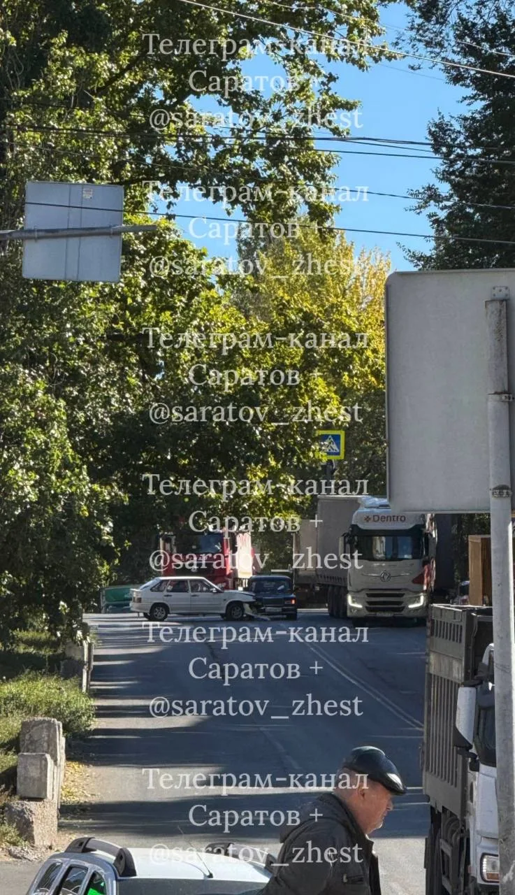 На Навашина, в сторону Рубина авария.