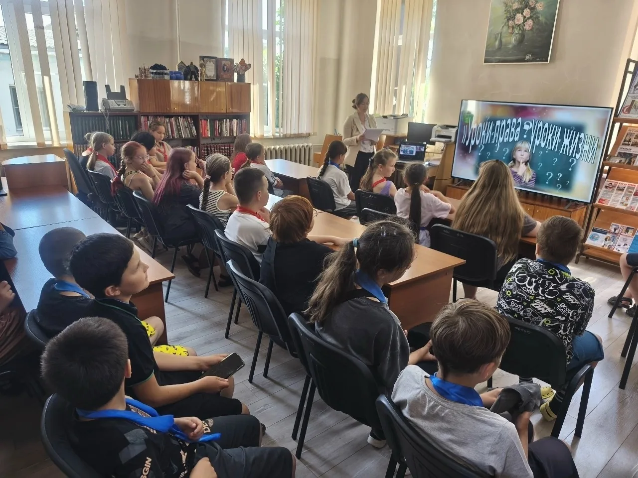 18 июня в центральной библиотеке прошел тематический час «Уроки права – уроки жизни». В беседе с реб