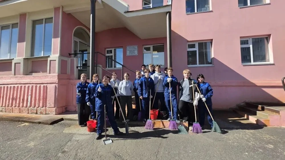 Чистота — наша общая забота: ТОШ-2026 в акции «Чистый город» 🇷🇺

Очередной день Трудового отряда ш
