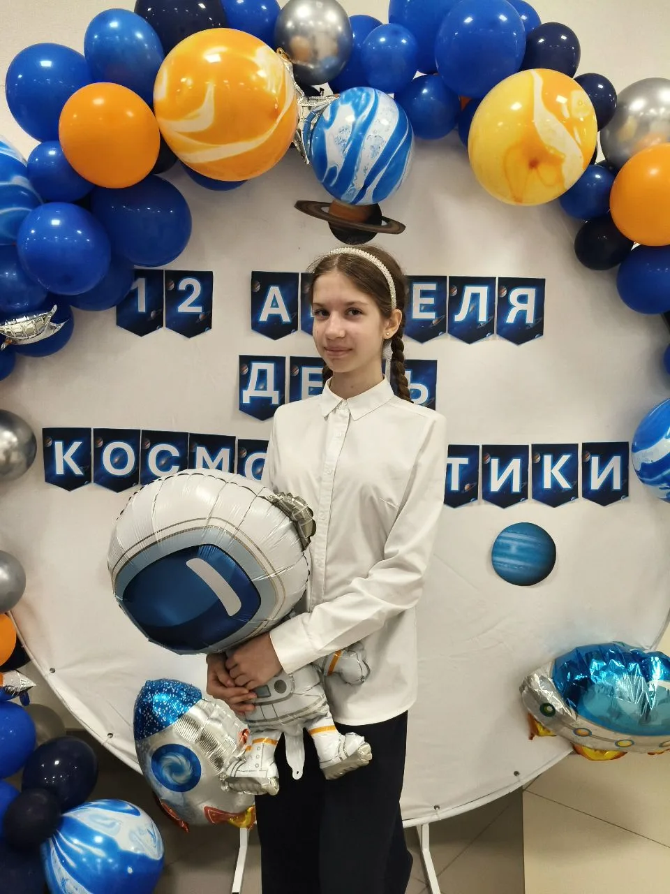 #АксиомаПутьВКосмос  В преддверии великого праздника в центре образования «Аксиома» открылась космич