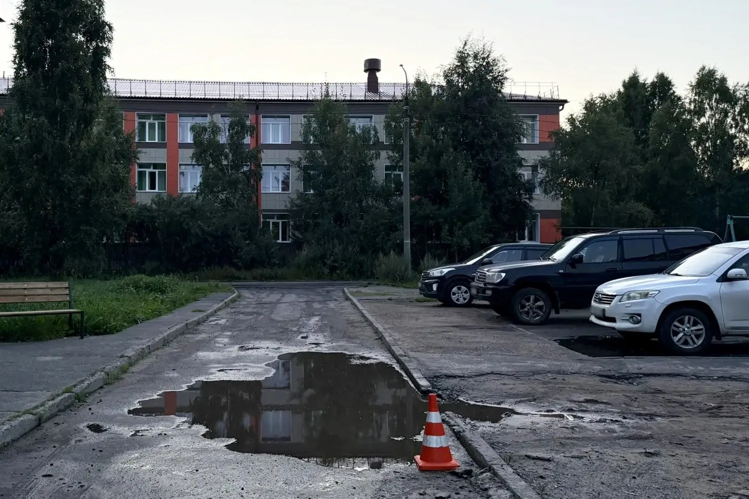 В Архангельске сотрудниками полиции установлен предполагаемый виновник ДТП, скрывшийся с места проис