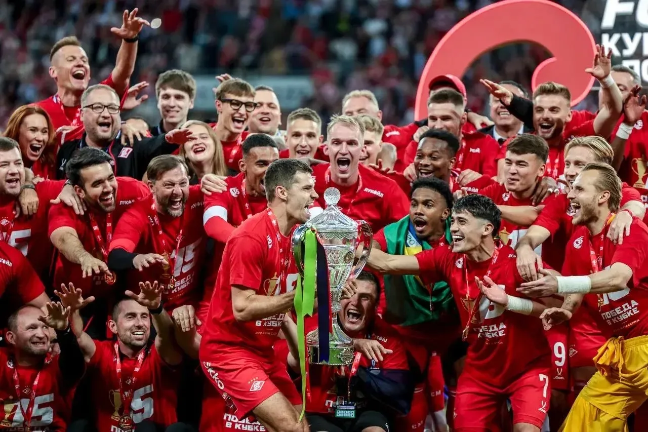 🏆 «Спартак» — рекордсмен России по количеству выигранных кубков страны - 15 ✅