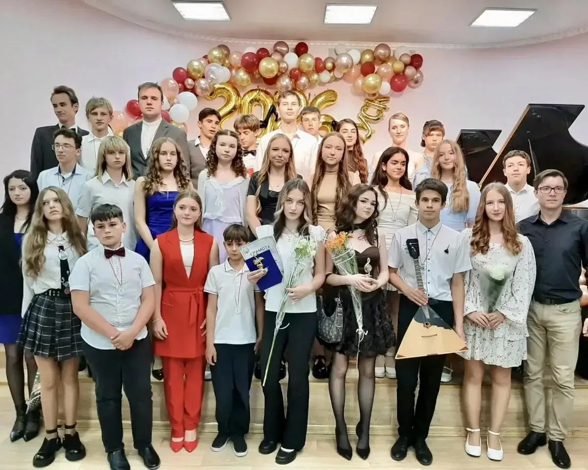 В детских музыкальных школах Севастополя завершился учебный год