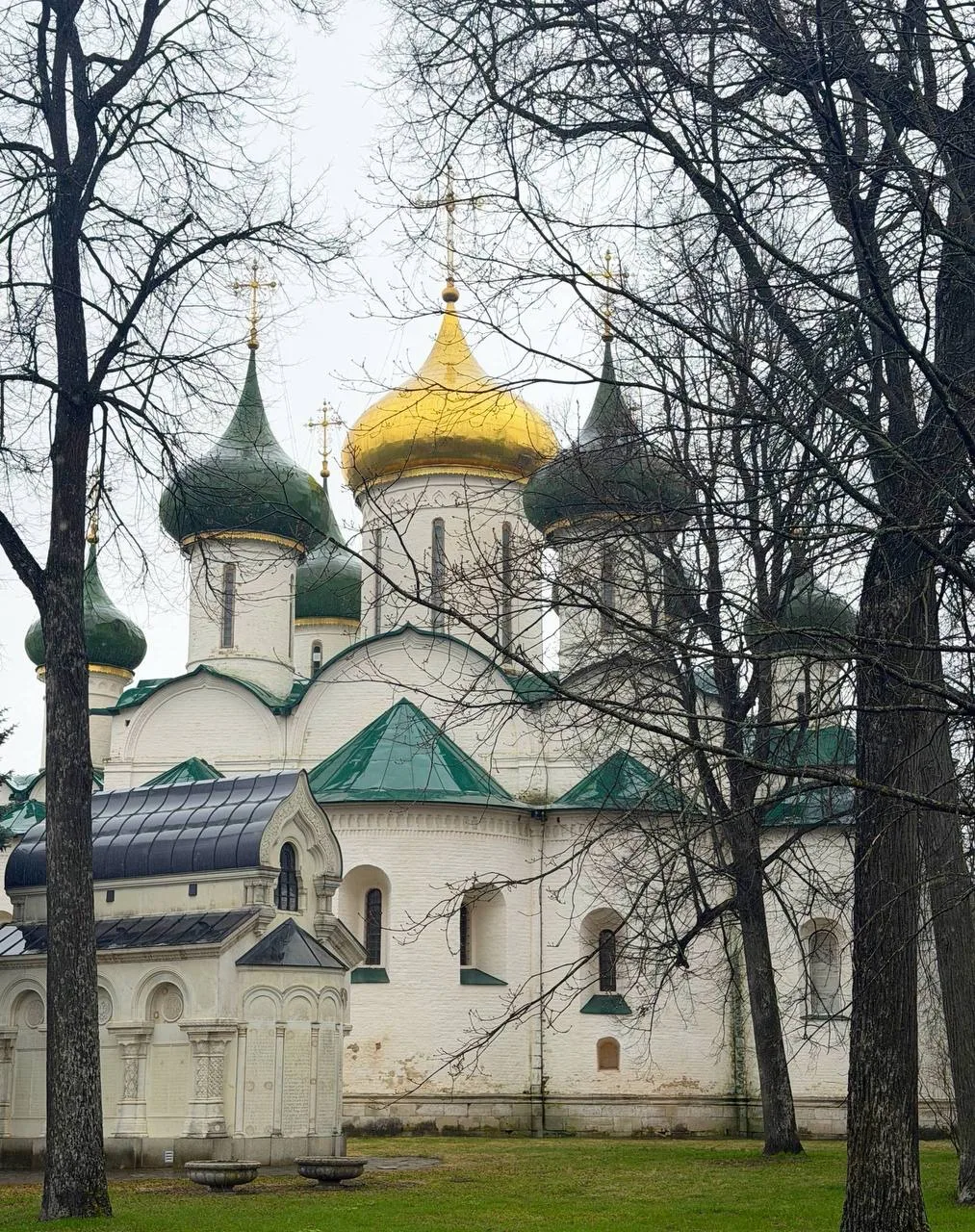 Иногда места не зовут тебя годами. А потом вдруг - одним днём возвращают всё.