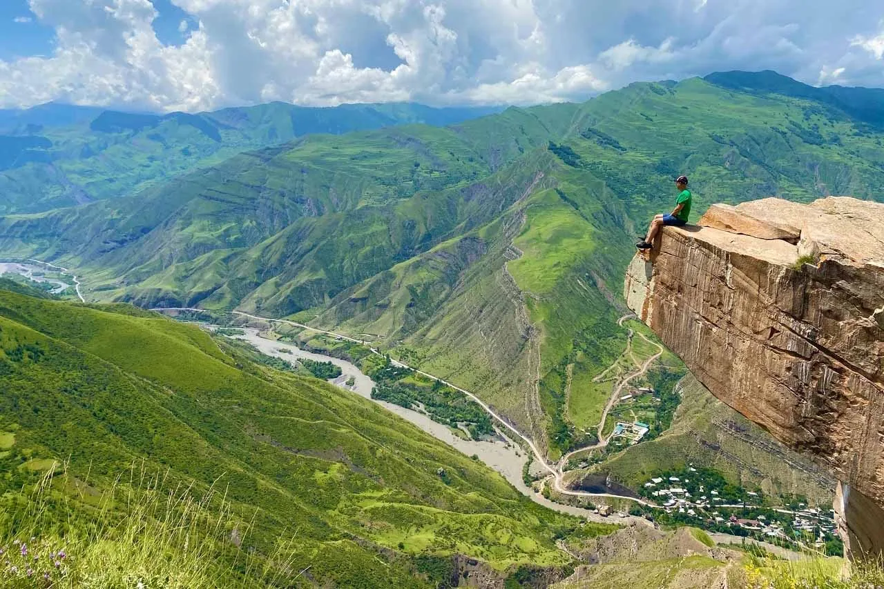 Гоорский Язык тролля: самая знаменитая фотолокация Дагестана

Есть в Дагестане точка, ради которой с