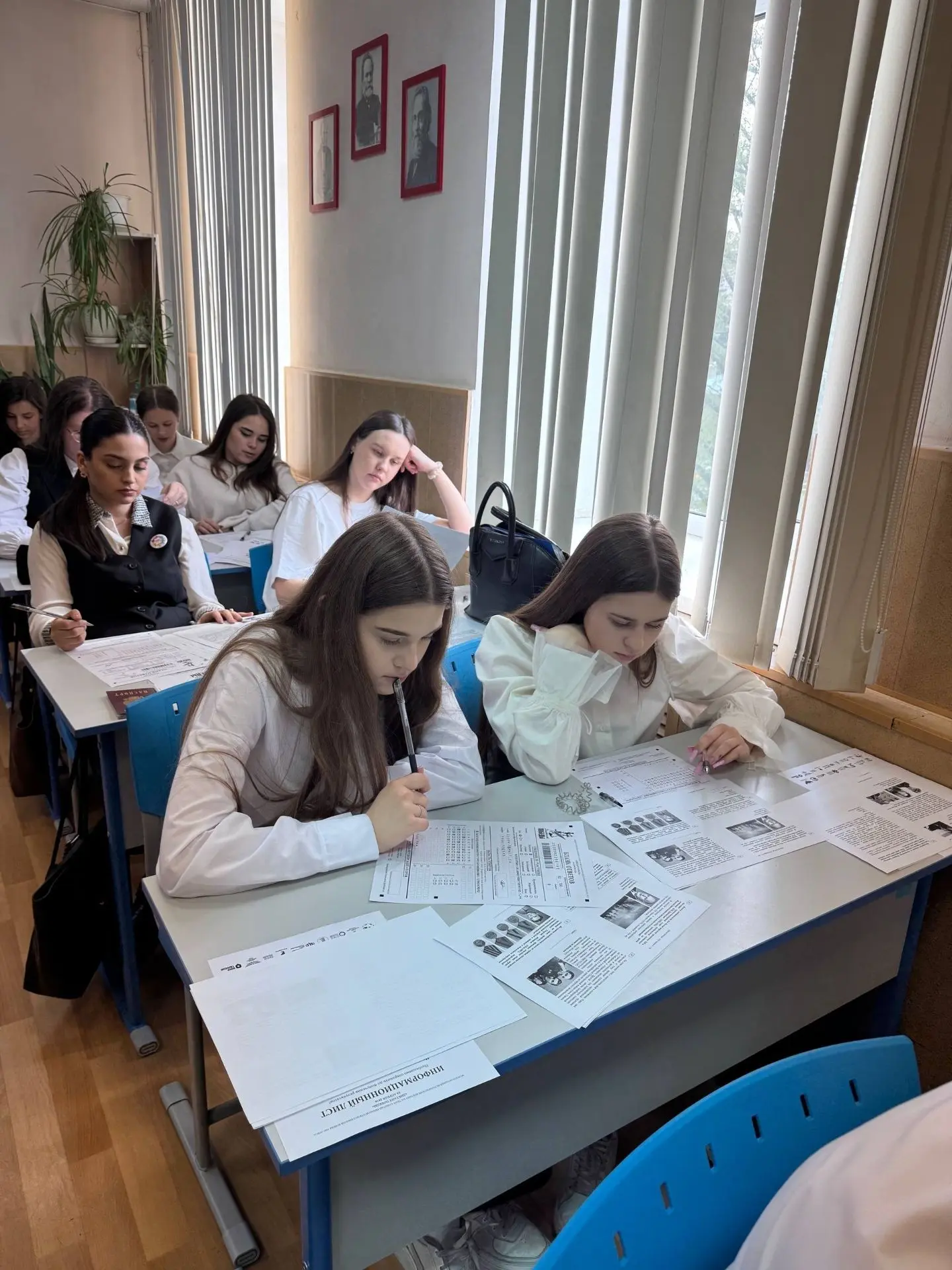 Десятки тысяч человек по всей России приняли участие в написании Диктанта Победы 2026! Оформленный в