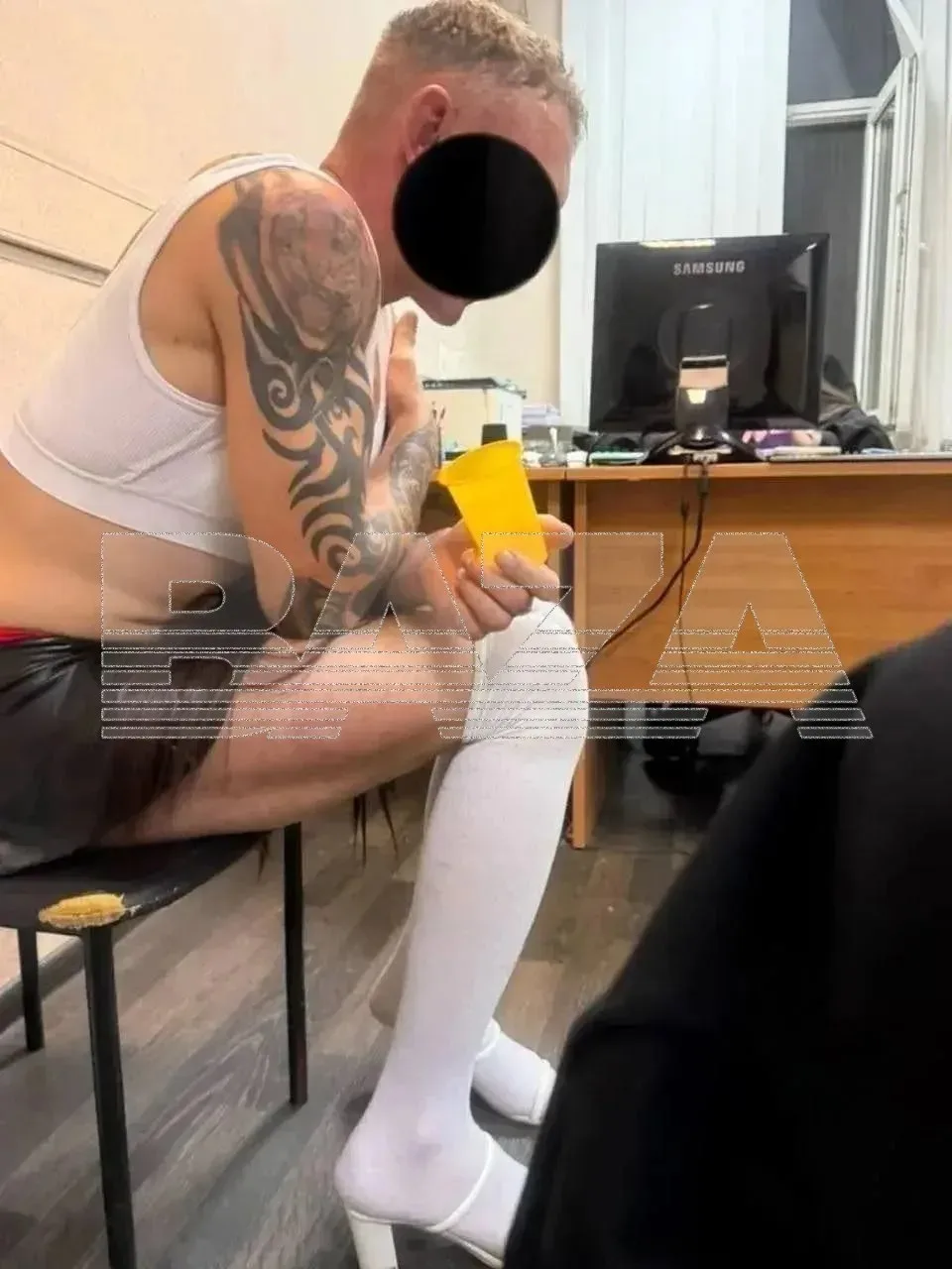 😱 Извращенец-педофил в женской одежде изнасиловал пятерых 11-летних девочек за год