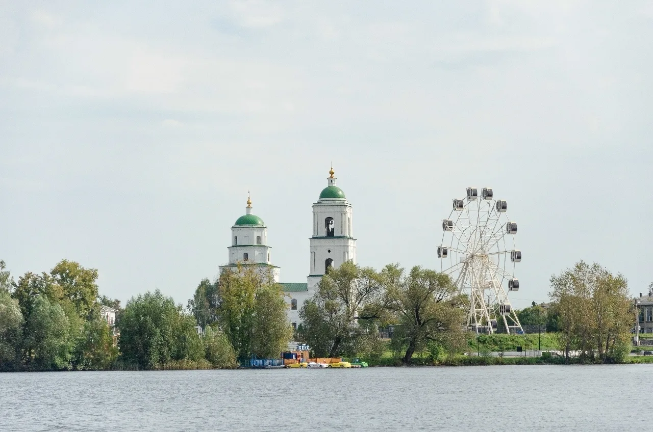 Хотите увидеть Кыштым в осеннем убранстве с высоты 30 метров? С колеса обозрения «Садов...