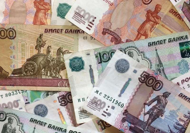 Банк России предложил увеличить лимиты выдачи наличных по займам МФО и ломбардам