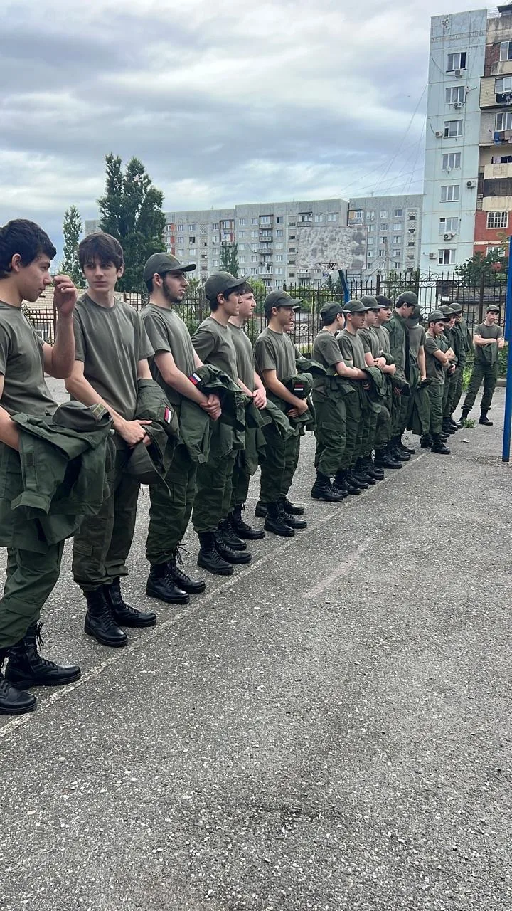 С 18 по 22 мая 2026 года юноши 10-х классов нашей школы проходили военно-спортивные  сборы в ГБУ ДО 