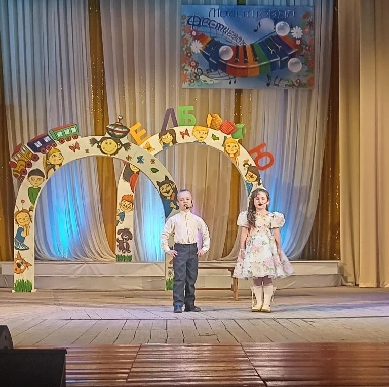 1 июня в Районном Дворце культуры "Юбилейный" прошёл Малышовый фестиваль. На данном мероприятии село