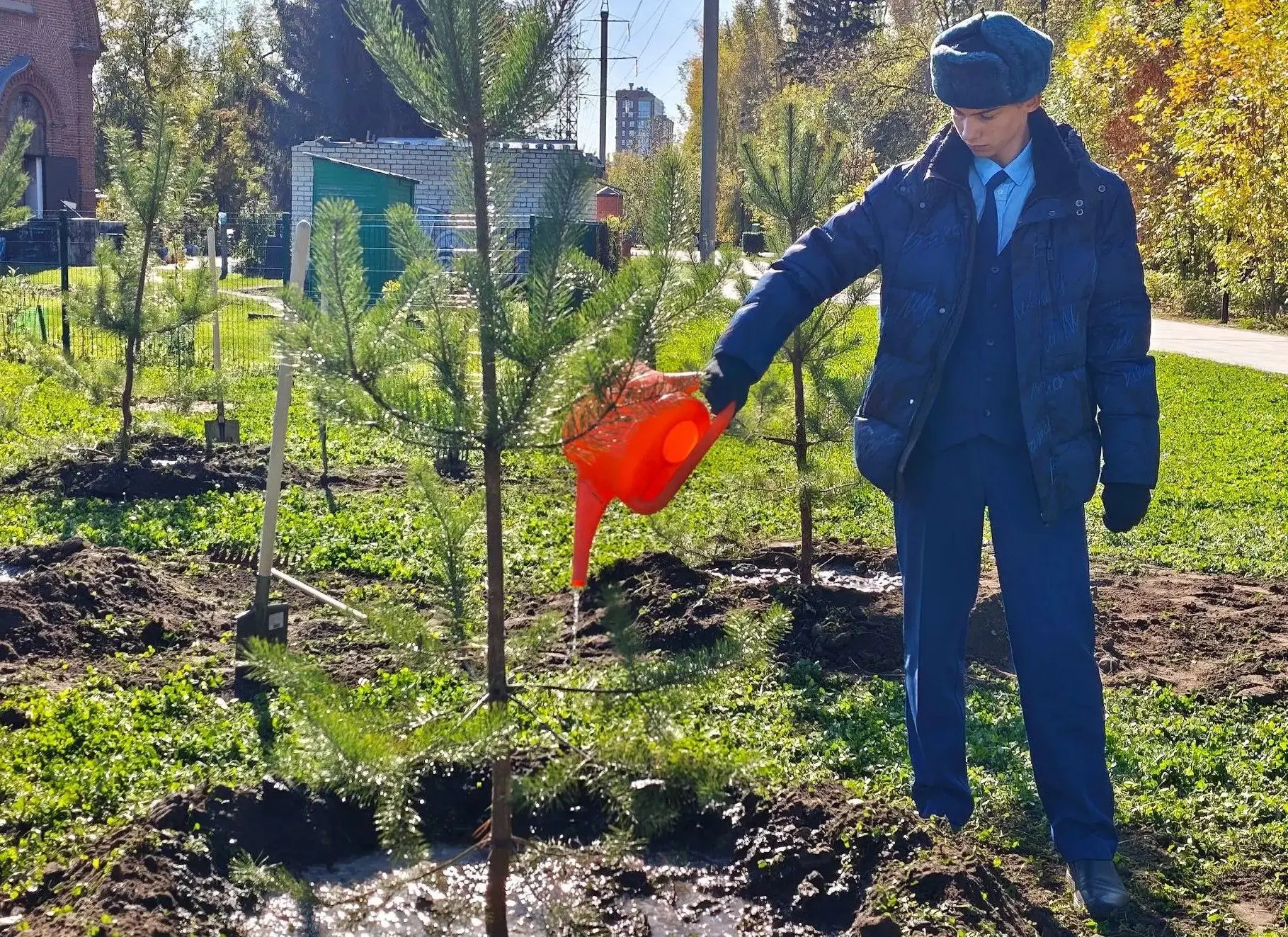 👮Учащиеся прокурорских классов Барнаула приняли участие в экологической акции