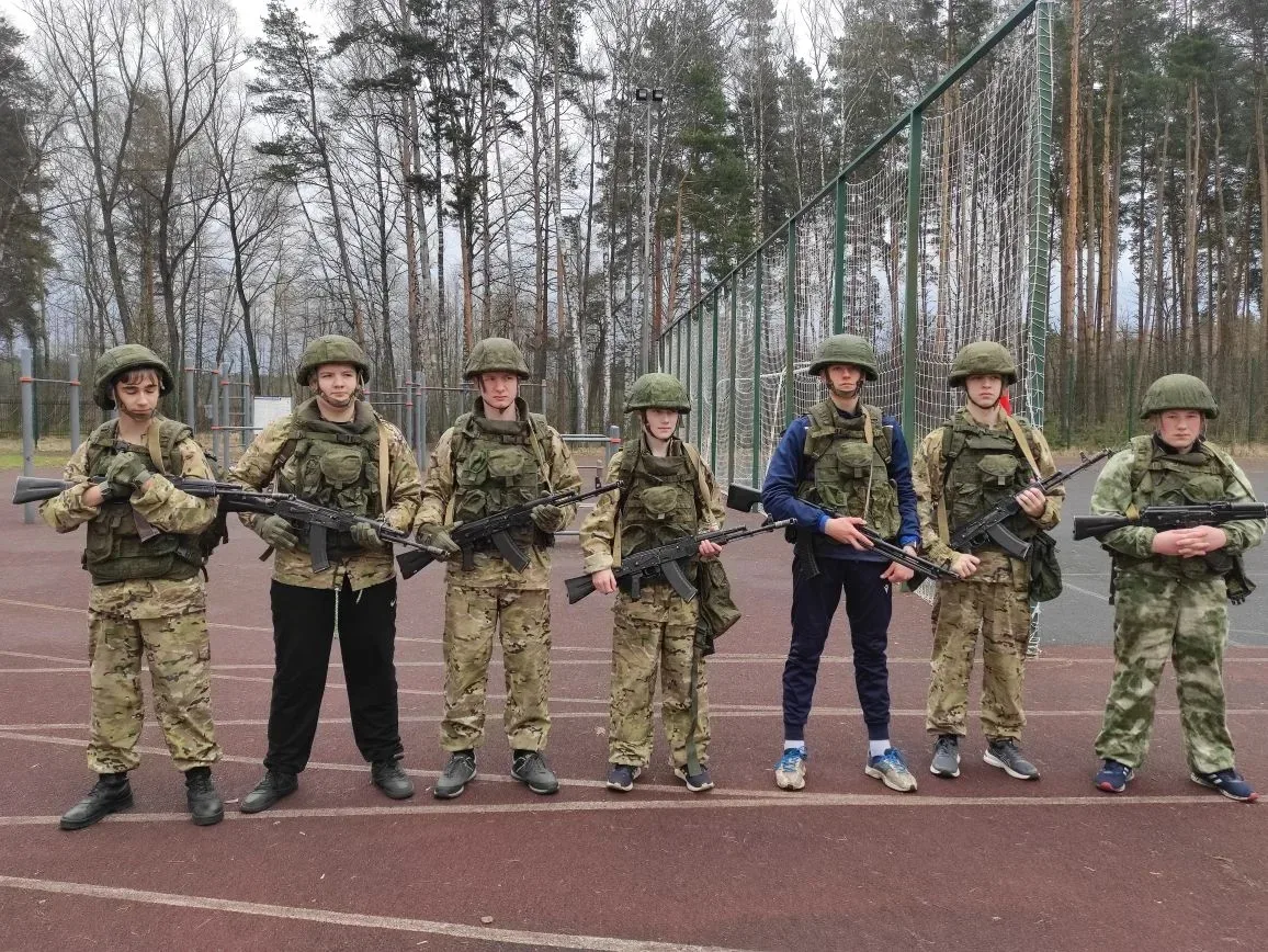 🇷🇺 Участие школьной команды ВПК «Патриот» в Межрегиональных Суворовских сборах