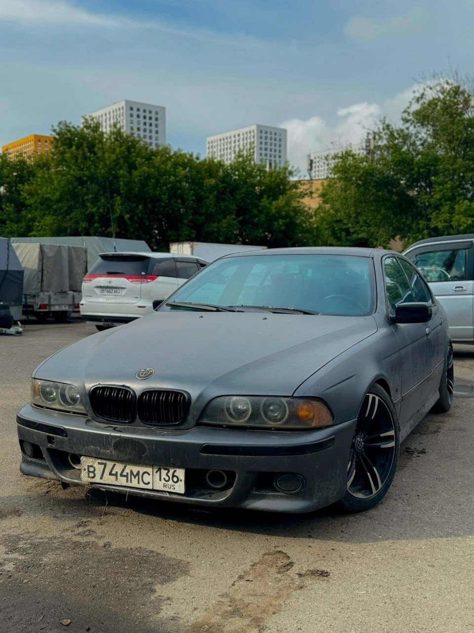 Продаю Бмв е39 1999г.