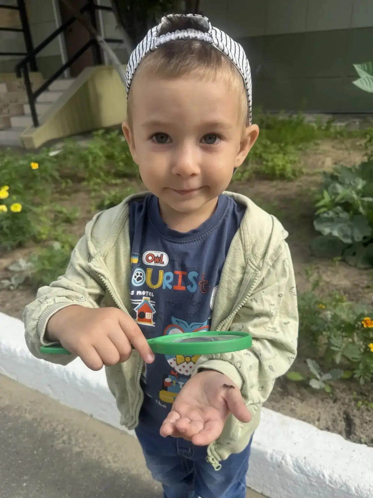 ☀️🌱🐞 Прогулка в детском саду - время открытий! Лето в каждом кадре!