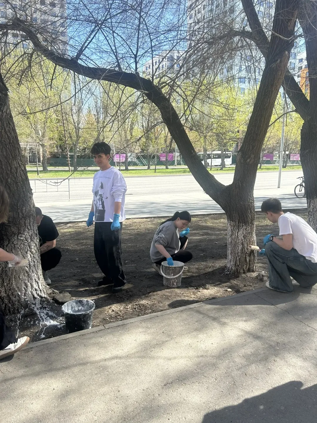 ТРУДОВОЙ ДЕСАНТ В ШКОЛЕ