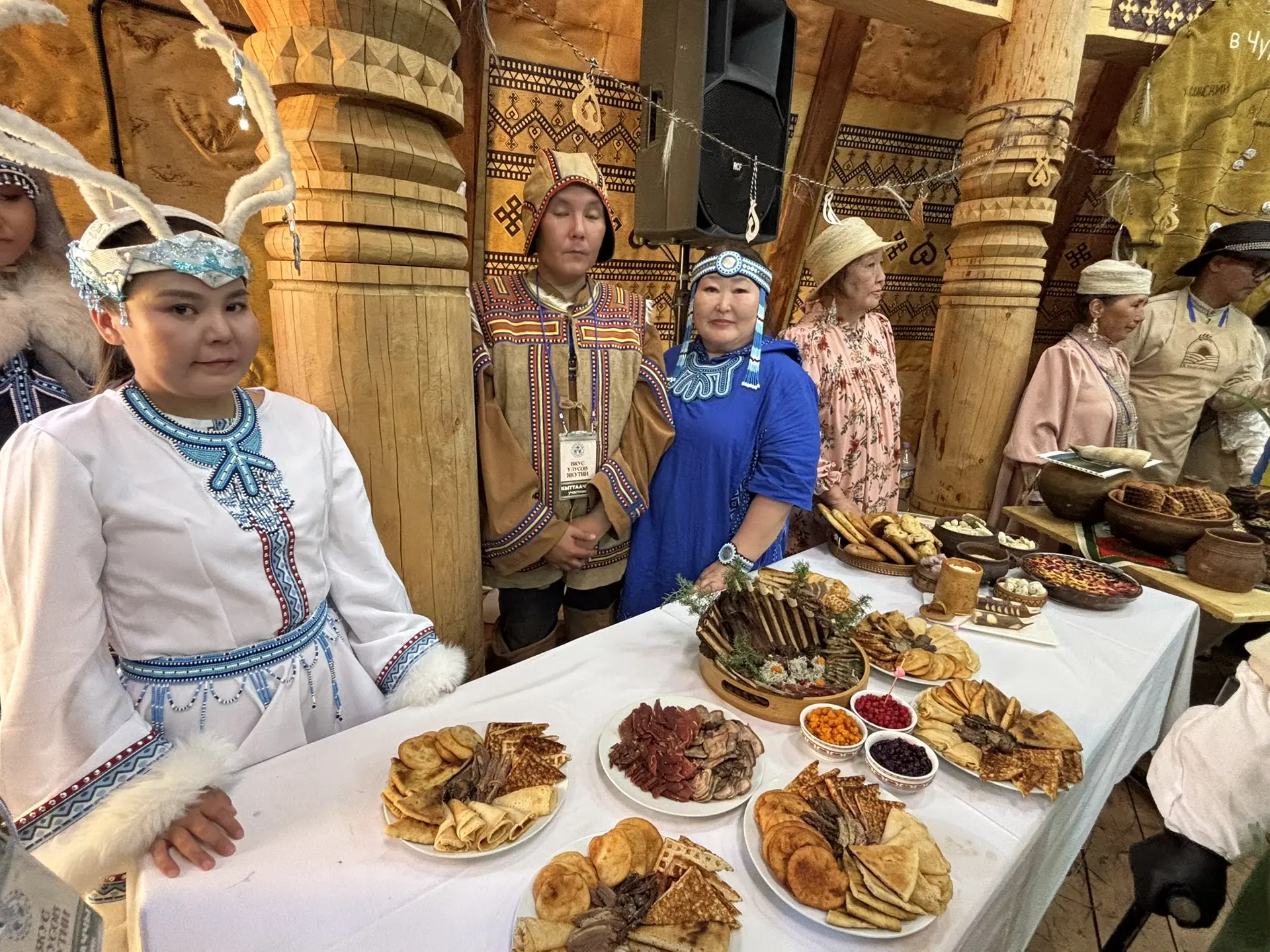 📸 Фоторепортаж с открытия гастрономической площадки «Вкус улусов Якутии»