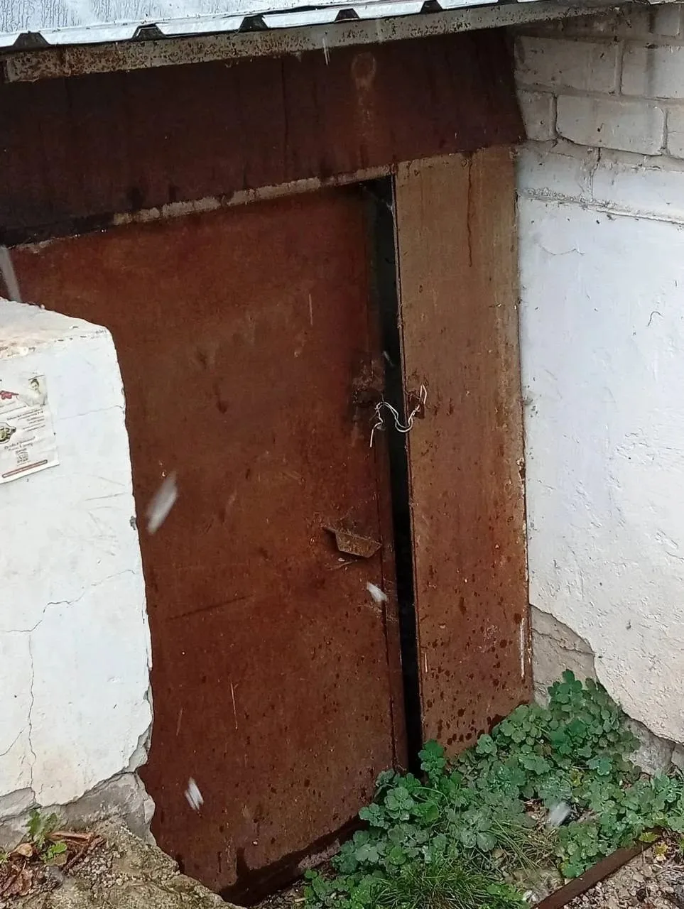 Помогите привлечь внимание властей города к полной халатности нашей управляющей компании!