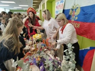 Сегодня в нашем лицее прошла благотворительная ярмарка — и это было по-настоящему тёплое и душевное 