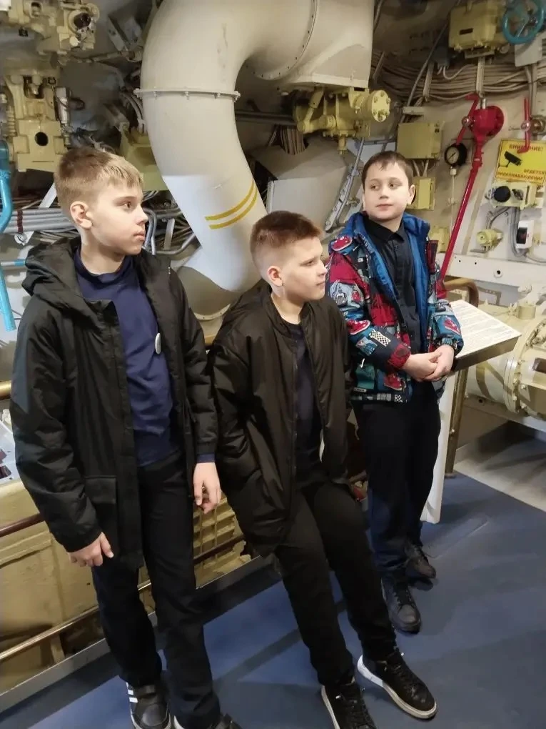Все на борт! 🛥️  Программа «Дороги Победы» — по-настоящему впечатляющее и важное мероприятие! Она по