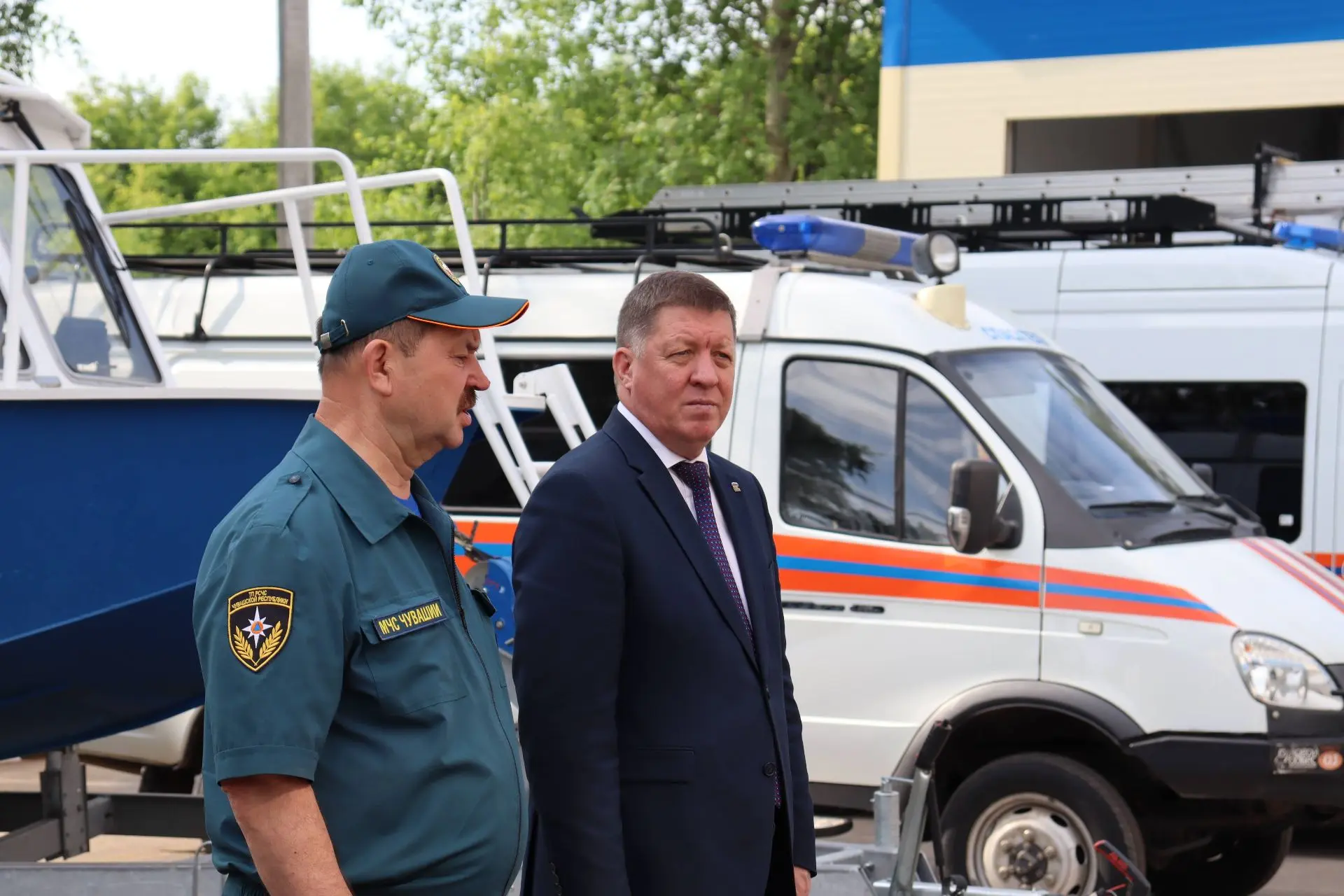 🔻 Руководитель МЧС Чувашии проверил готовность республиканских спасателей к несению сл...