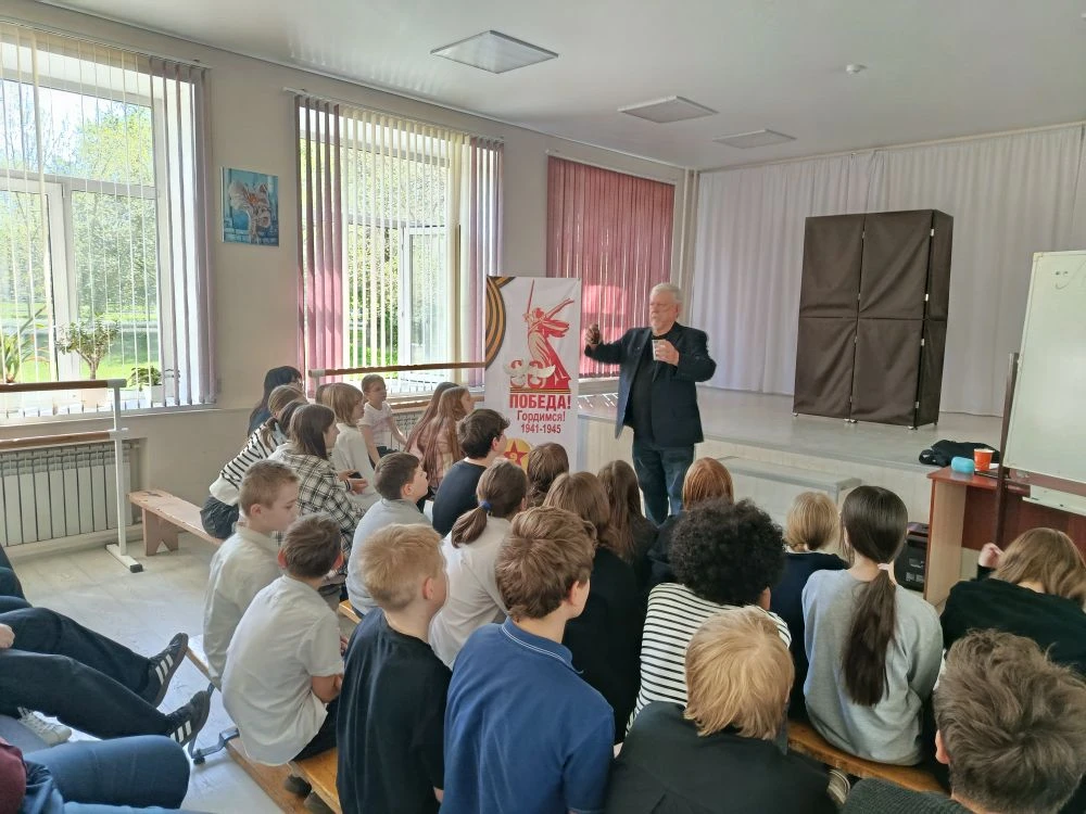 ✅ Сегодня ребята из 6,8 классов побывали на встрече с экспертом по здоровому образу жизни.   📌 В ход
