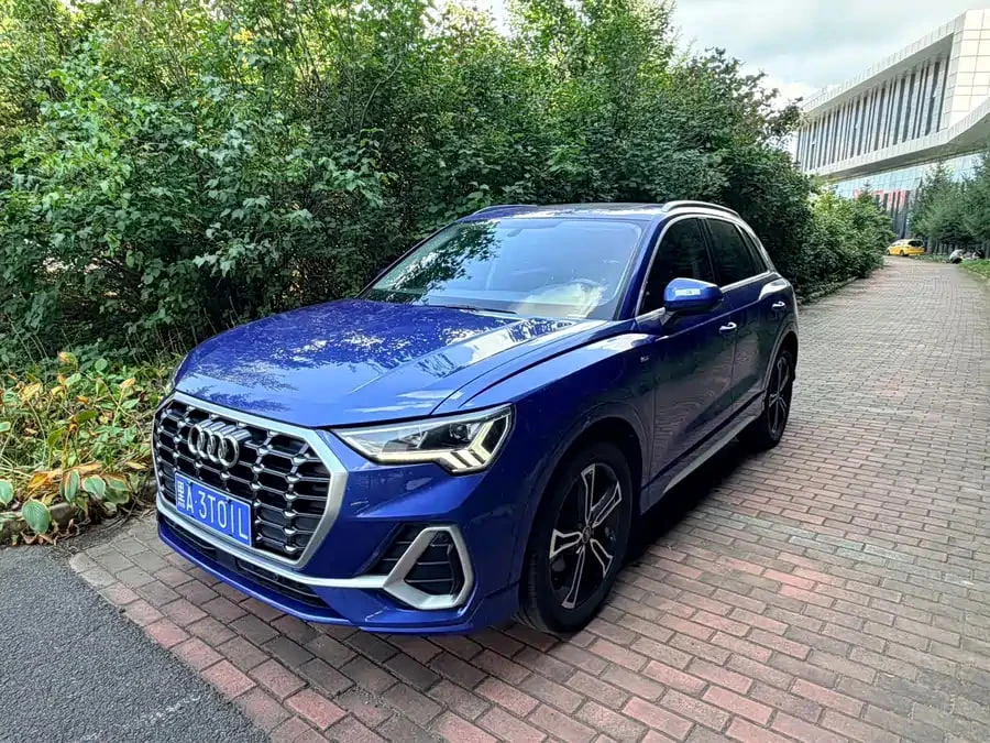 Audi Q3 35 TFSI fashion and dynamic type