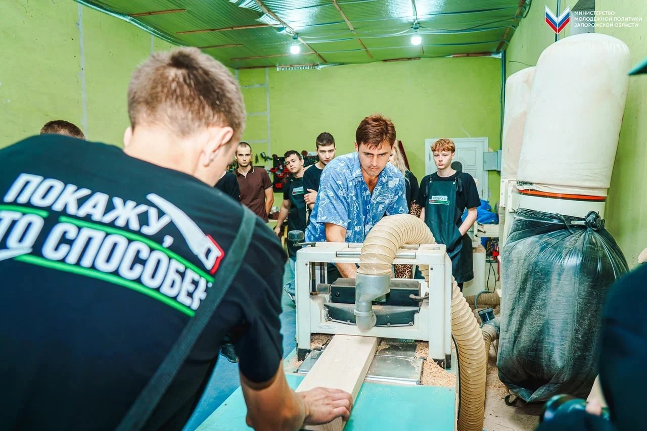 Мы подготовили для вас серию ярких снимков — поэтому переходите в фотобанк, сохраняйте ...