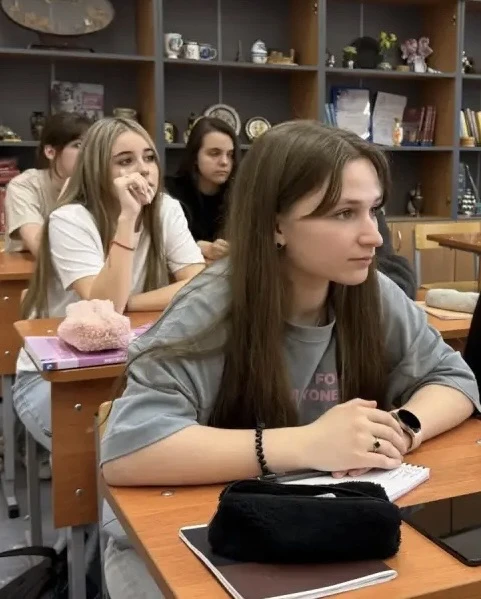 УРОКИ МУЖЕСТВА 💫 В «Глории» прошли Уроки мужества, посвящённые Дню Победы над нацистской Германией в