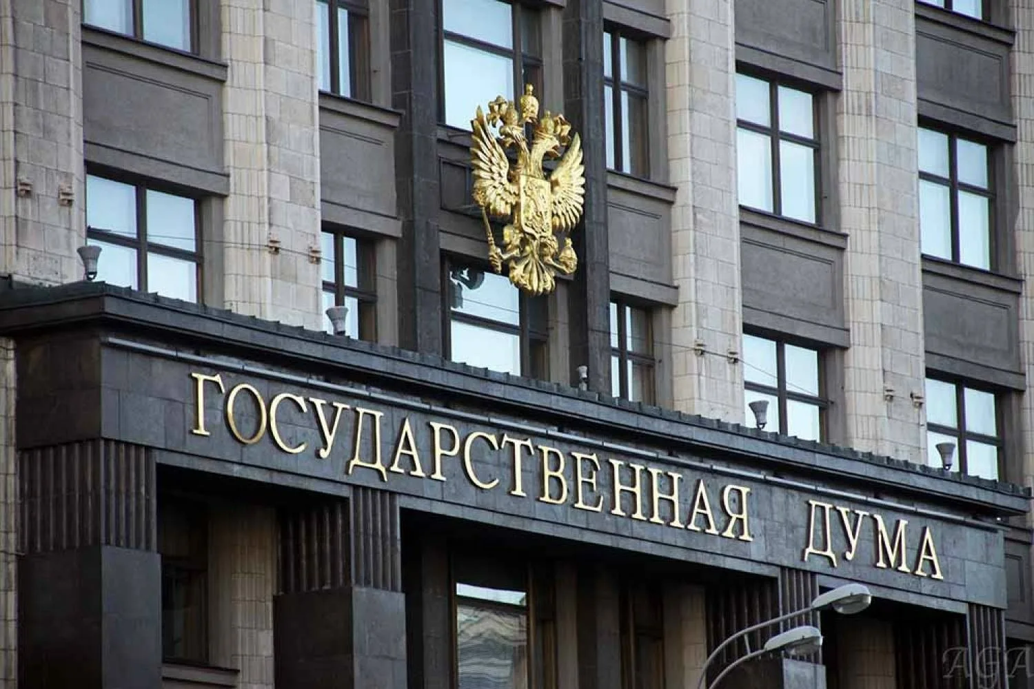 В Госдуме призвали Минпромторг принять меры для снижения цен на очень важный летом продукт

Депутат 