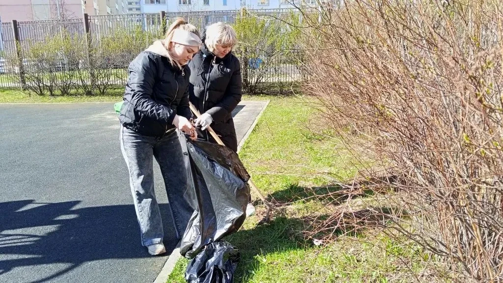 В дошкольном отделении «Умка» успешно прошел Всероссийский субботник. 🍀🍀🍀 Сотрудники учреждения прин