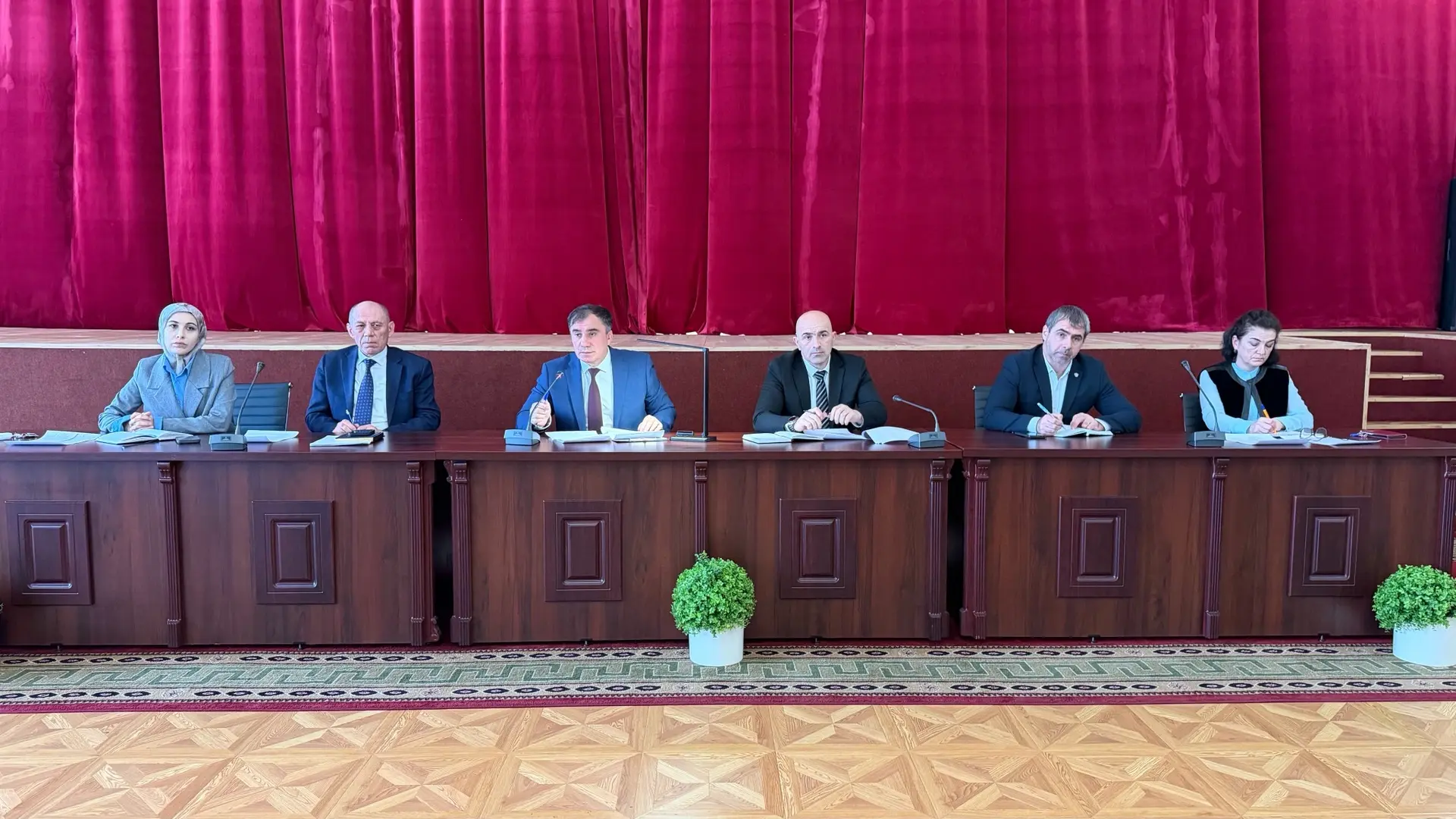 Сегодня провел еженедельное планерное совещание, где мы традиционно обсудили самые акту...