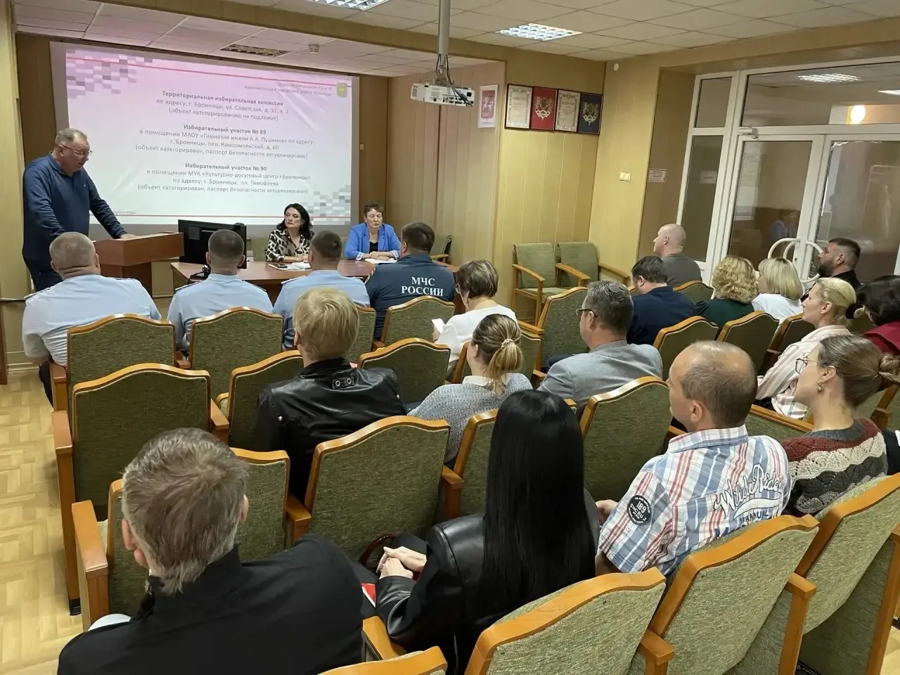 Представители Штаба общественного наблюдения за выборами депутатов Государственной Думы...